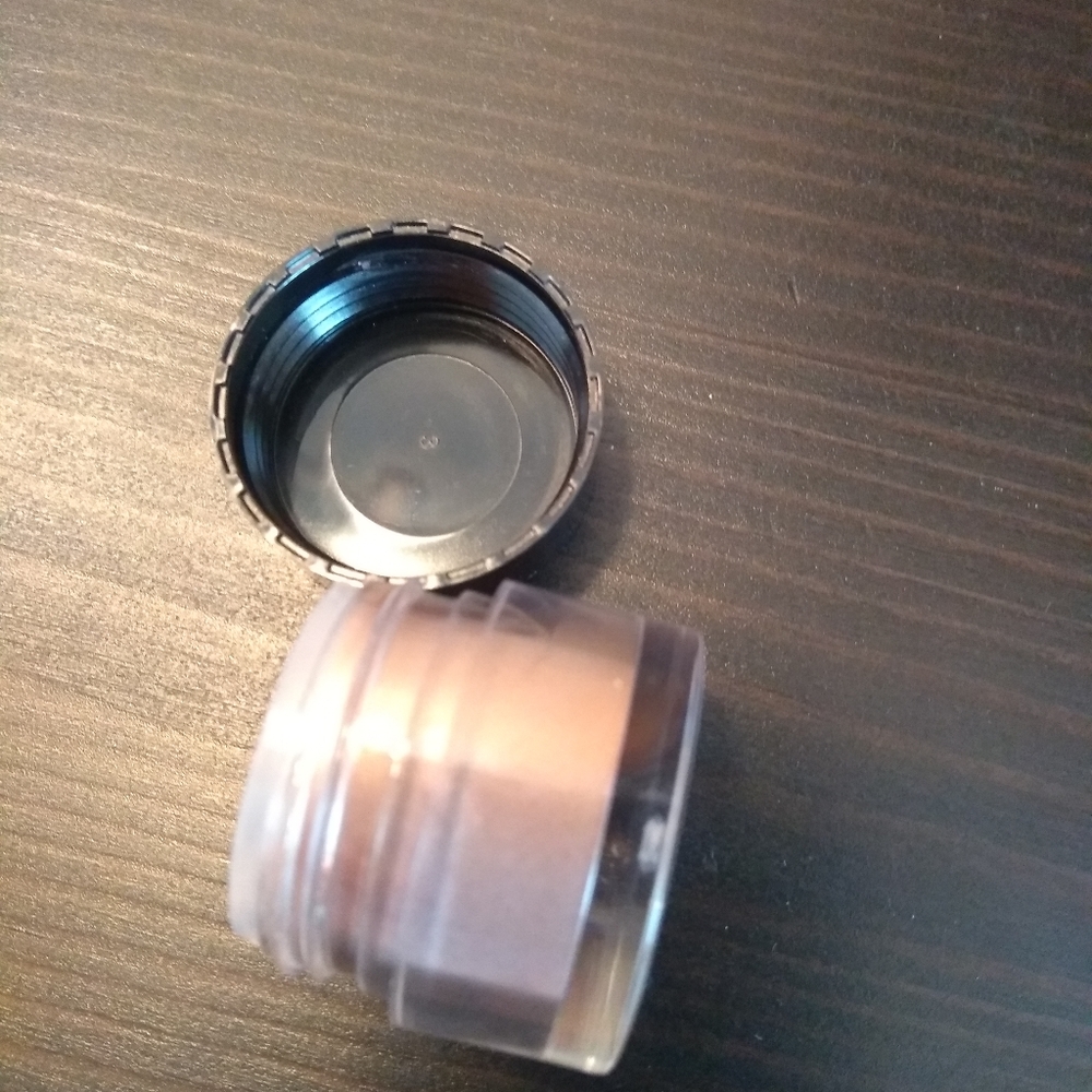 Alina Pure - Pearluster Eyeshadow in Grace